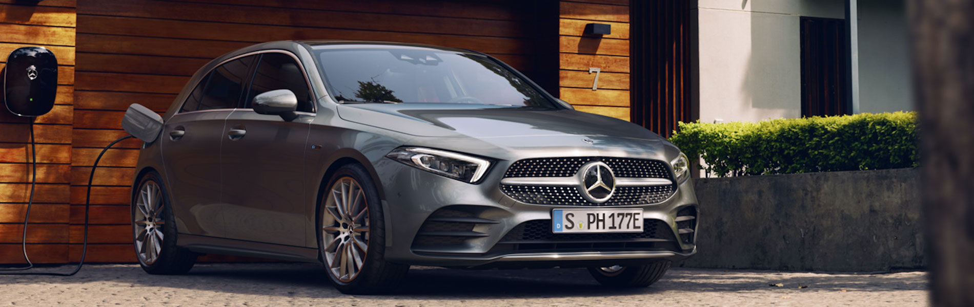 Skladove Vozy Mercedes Benz