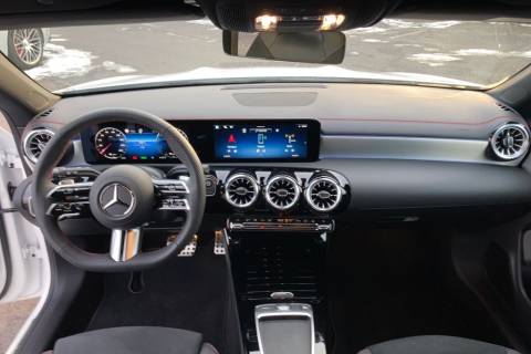 01f774d0-9583-4c2c-b1fe-3f53e5aed8c9.jpeg