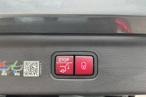 0374976e-27b6-4394-a066-abb5ca759d15.jpeg