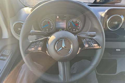 06785670_14.jpg