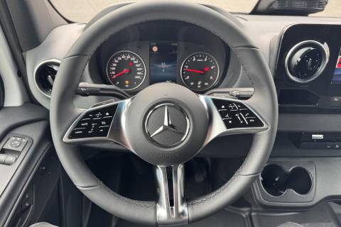 06785819_16.jpg