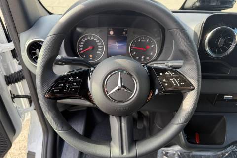 06786030_14.jpg