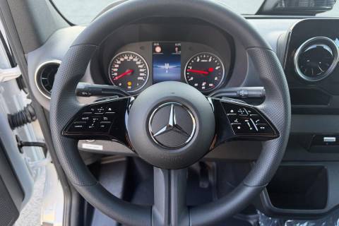 06786050_16.jpg