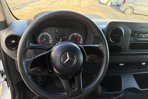06786153_16.jpg