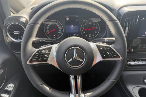 06786174_17.jpg