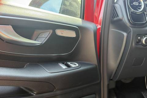 06786175_14.jpg