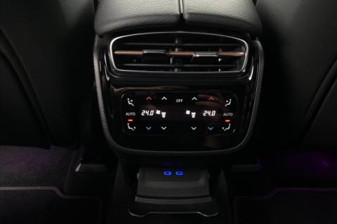 07490053_27.jpg