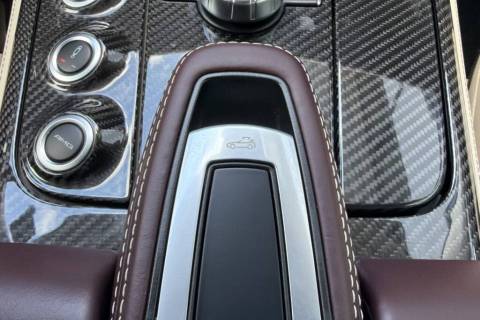 07490076_19.jpg