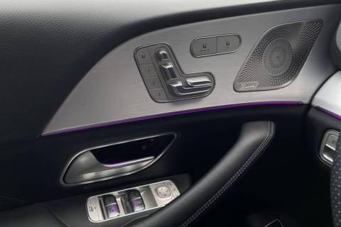 07490080_18.jpg