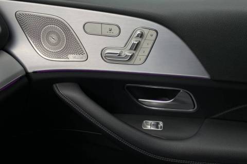 07490080_19.jpg