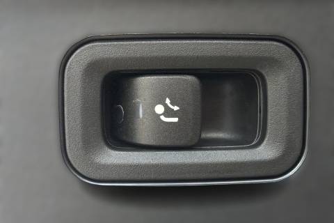 07497066_28.jpg