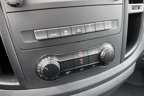 08728084_20.jpg