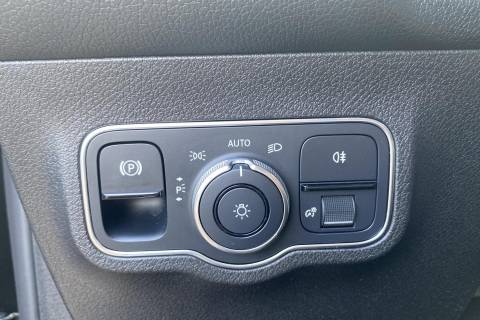08728196_21.jpg