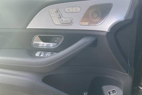 08728206_24.jpg