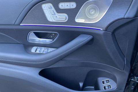 08728214_23.jpg