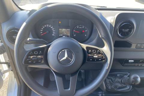 08728231_10.jpg