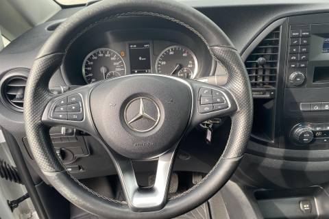 08728306_11.jpg