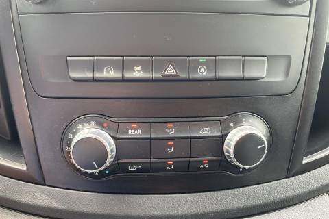 08728337_24.jpg