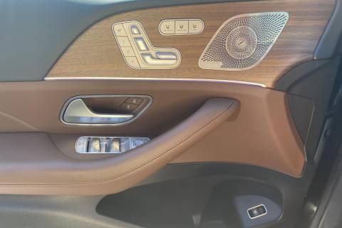 08728370_27.jpg