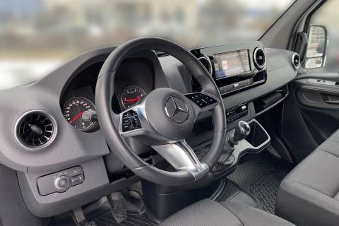 08728395_9.jpg