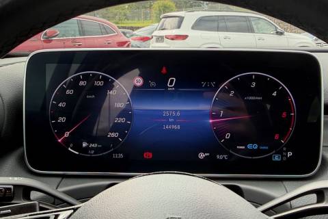 18f70d8e-b748-4ed7-b7e6-98317353d82a.jpeg