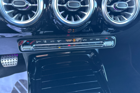 1b204e6d-44de-4d64-a7f4-a73b800abd26.png