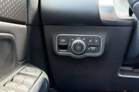 38056975-b01d-46d4-a402-a4d5f02071e3.jpeg