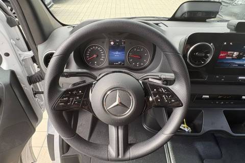 47f83fe1-b60f-4def-90be-293d812a83f7.jpeg