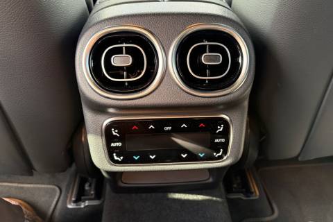 5f070de2-d316-4473-ba9b-19741b4b899b.jpeg