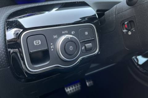 9a7a41a7-97f2-44cf-b82d-5cda4a5b4f19.jpeg