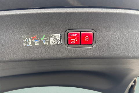 9daf5c15-bf69-457e-8a1f-6e035f4dd354.png