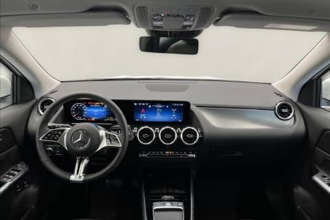 b51062e5-cd56-4f10-856b-b876b255ac24.jpeg
