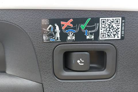 b9bafa85-92de-4af6-b56e-835fc4aa301f.jpeg