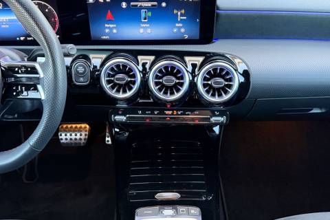 bb080c5a-2c4e-4e02-bd07-3dbd1ac3a7e6.jpeg