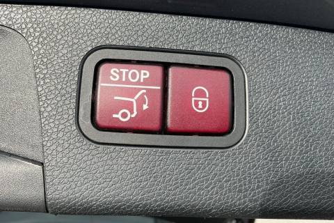 c7132890-ea3a-450d-b481-1968c07d8623.jpeg