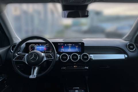 c92f820e-a3d7-483d-a6b4-2c4b9f5bd9a8.jpeg