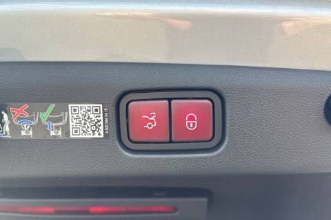 c9acc2cd-f946-4a2f-9bd2-c287d0f4ee9b.jpeg