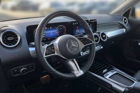 cc03a99a-a146-401e-bb03-c36bcfad5e4c.jpeg