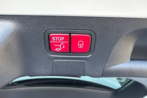 d27356c0-25fe-45a1-9138-2a208e574f13.jpeg